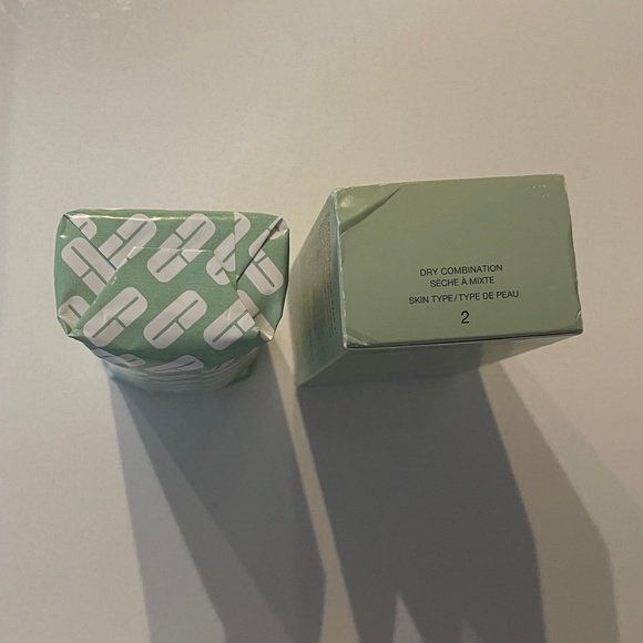 NEW RARE Clinique Facial Soap Mild 5.2 oz / 150g - Box Slightly Damaged HTF - Picture 3 of 5